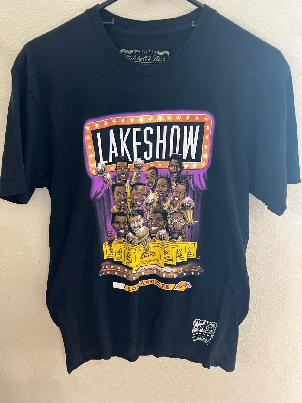 Mitchell & Ness Black 'Lakeshow' Lakers Graphic Tee with Yellow & Purple Art